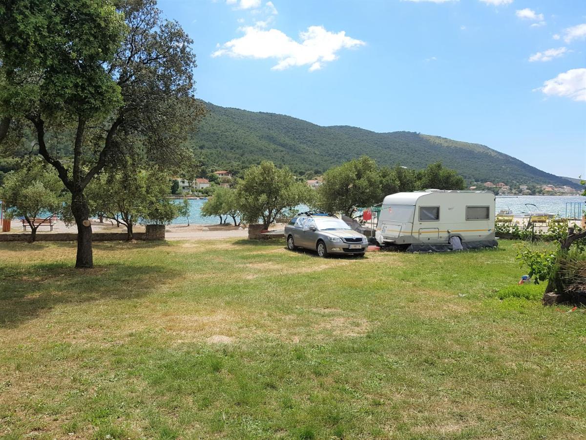 Auto Camp On The Beach - Grebaštica Extérieur photo